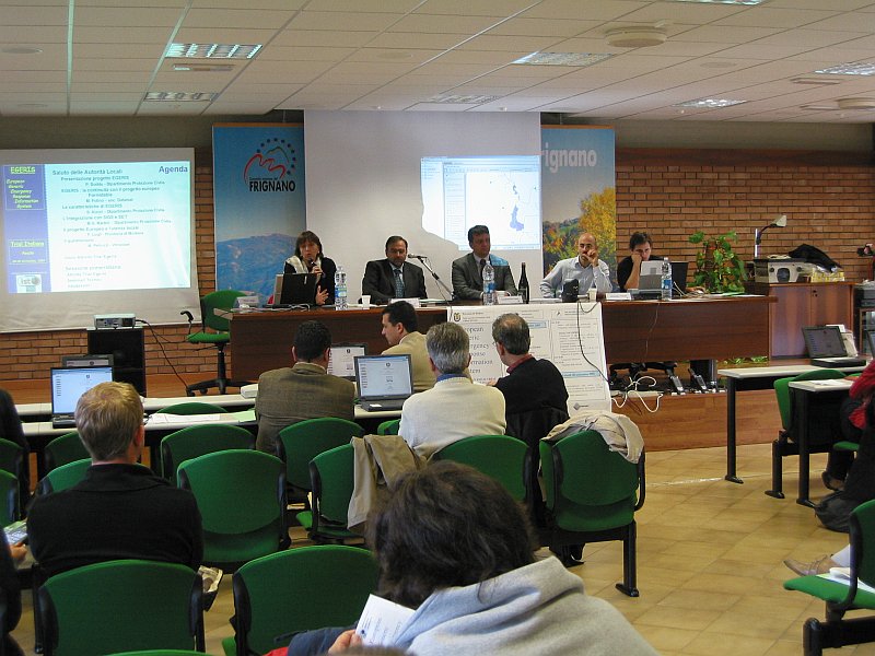Foto 02 di 15