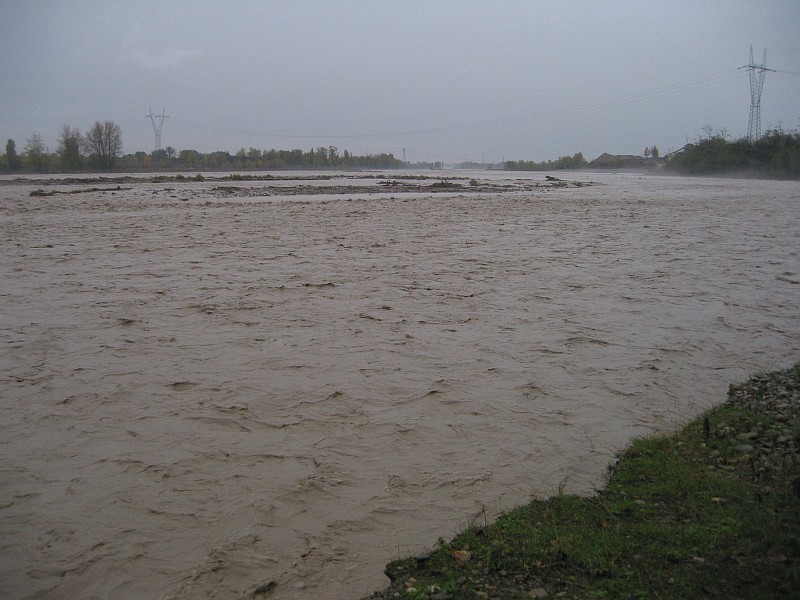 Foto 31 di 45