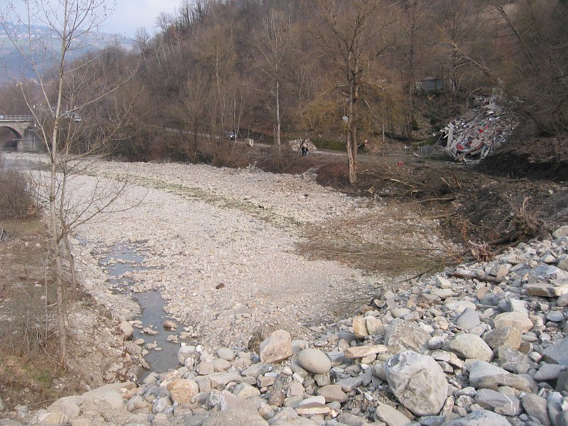 Foto 22 di 30
