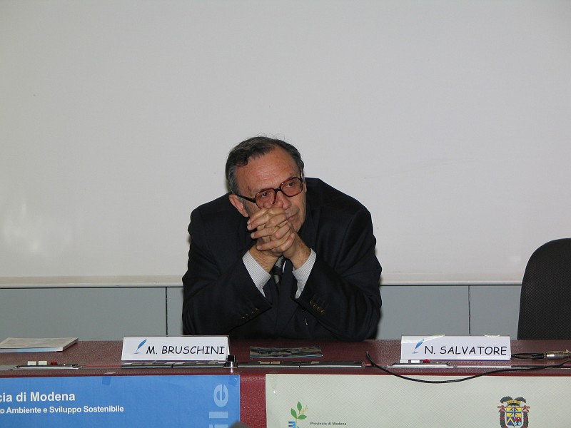 Foto 40 di 45