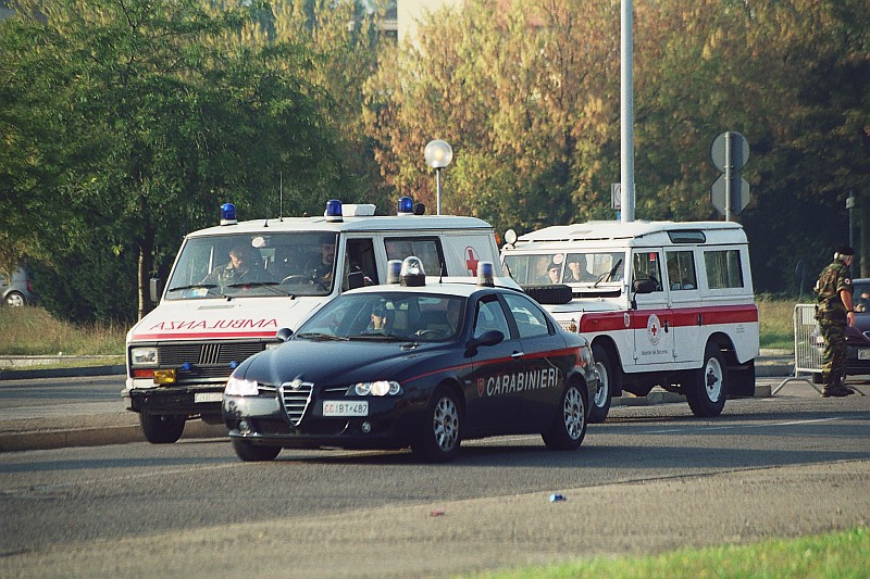 Foto 01 di 30