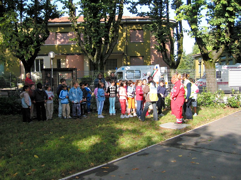 Foto 28 di 90