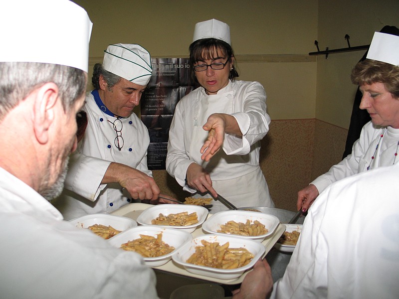 Foto 10 di 15
