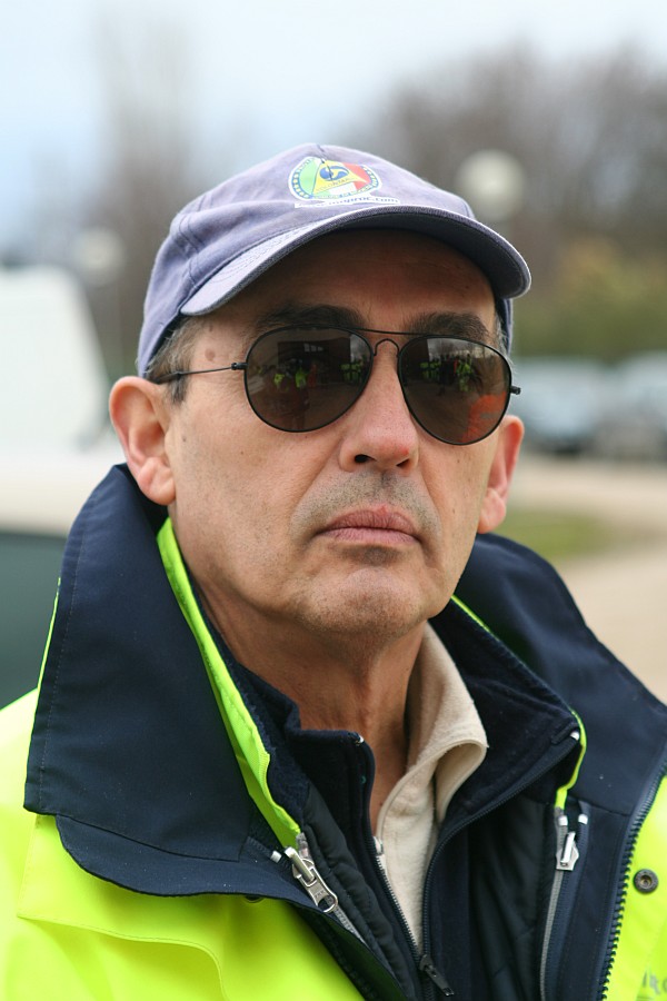 Foto 10 di 30