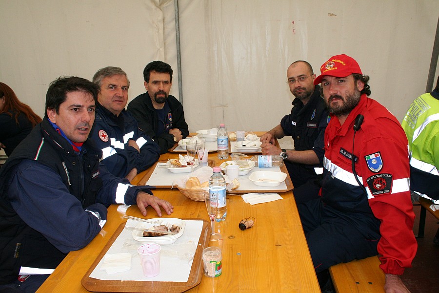 Foto 10 di 45