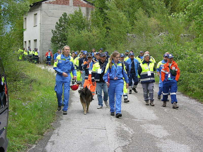 Foto 29 di 45