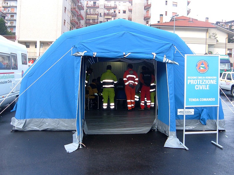 Foto 02 di 45