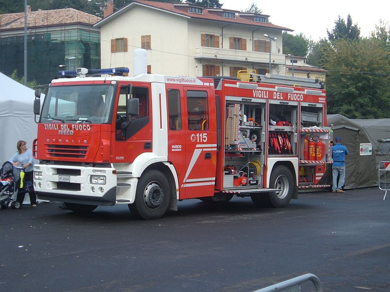 Foto 21 di 45