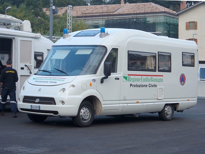 Foto 42 di 45