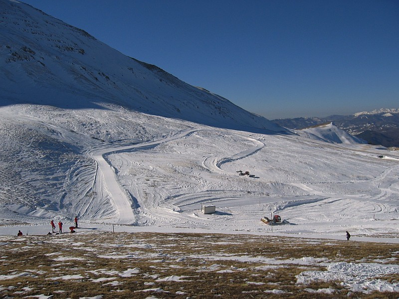 Foto 10 di 15