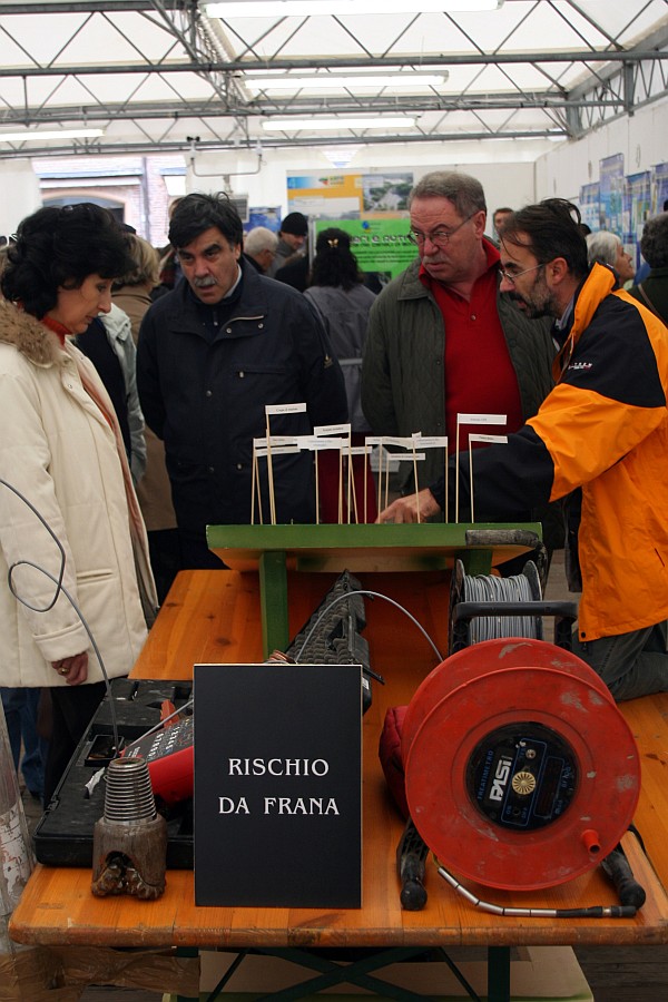 Foto 55 di 75