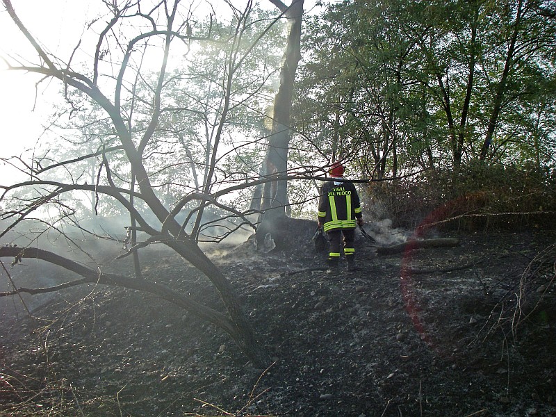 Foto 12 di 30