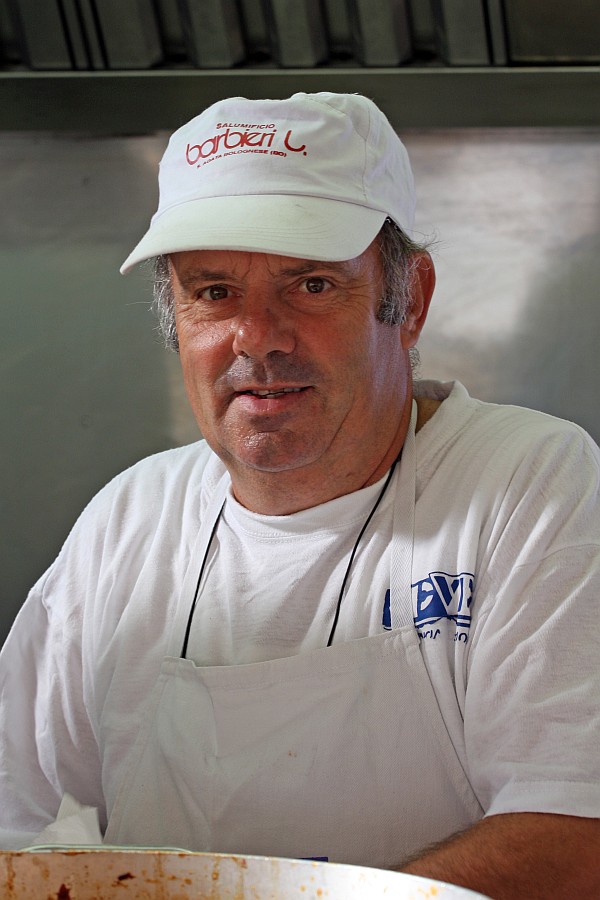 Foto 09 di 90