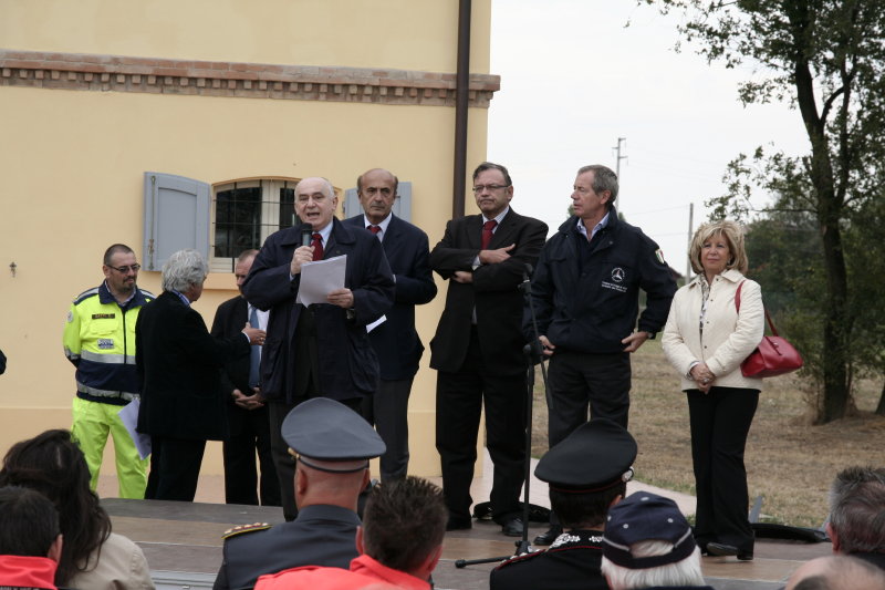 Foto 30 di 60