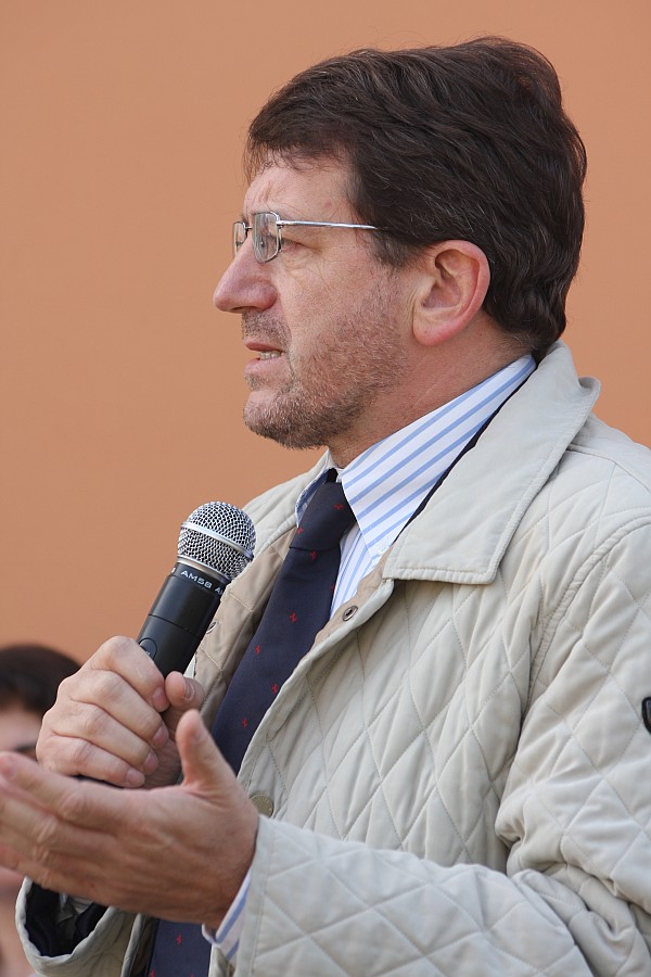 Foto 20 di 45