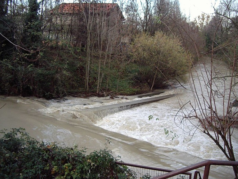 Foto 24 di 30