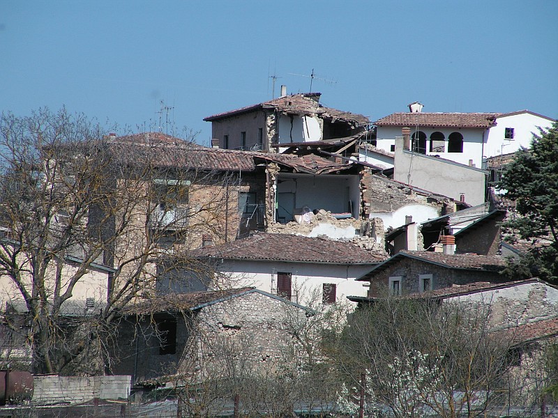 Foto 14 di 30