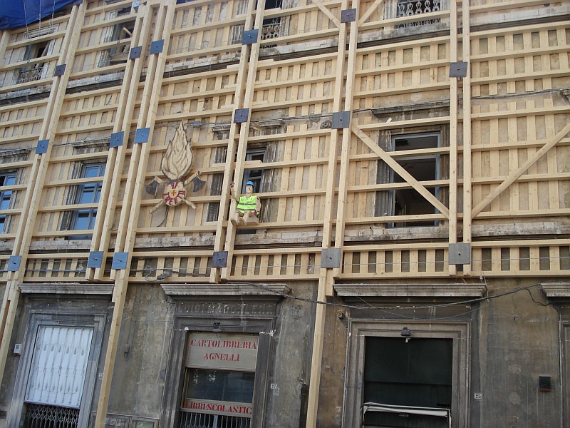Foto 05 di 60