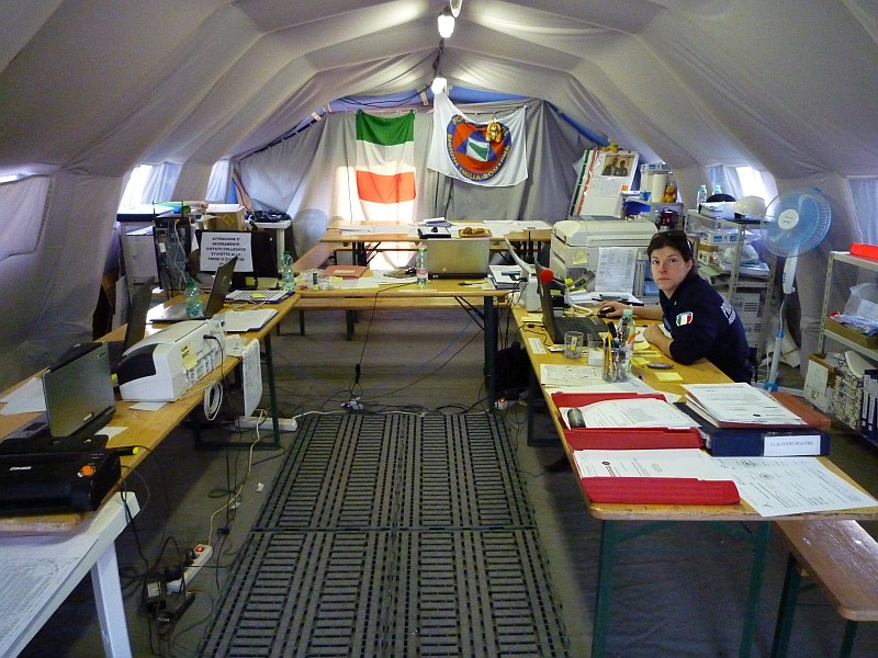 Foto 10 di 60