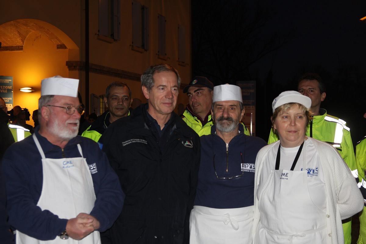 Foto 10 di 15