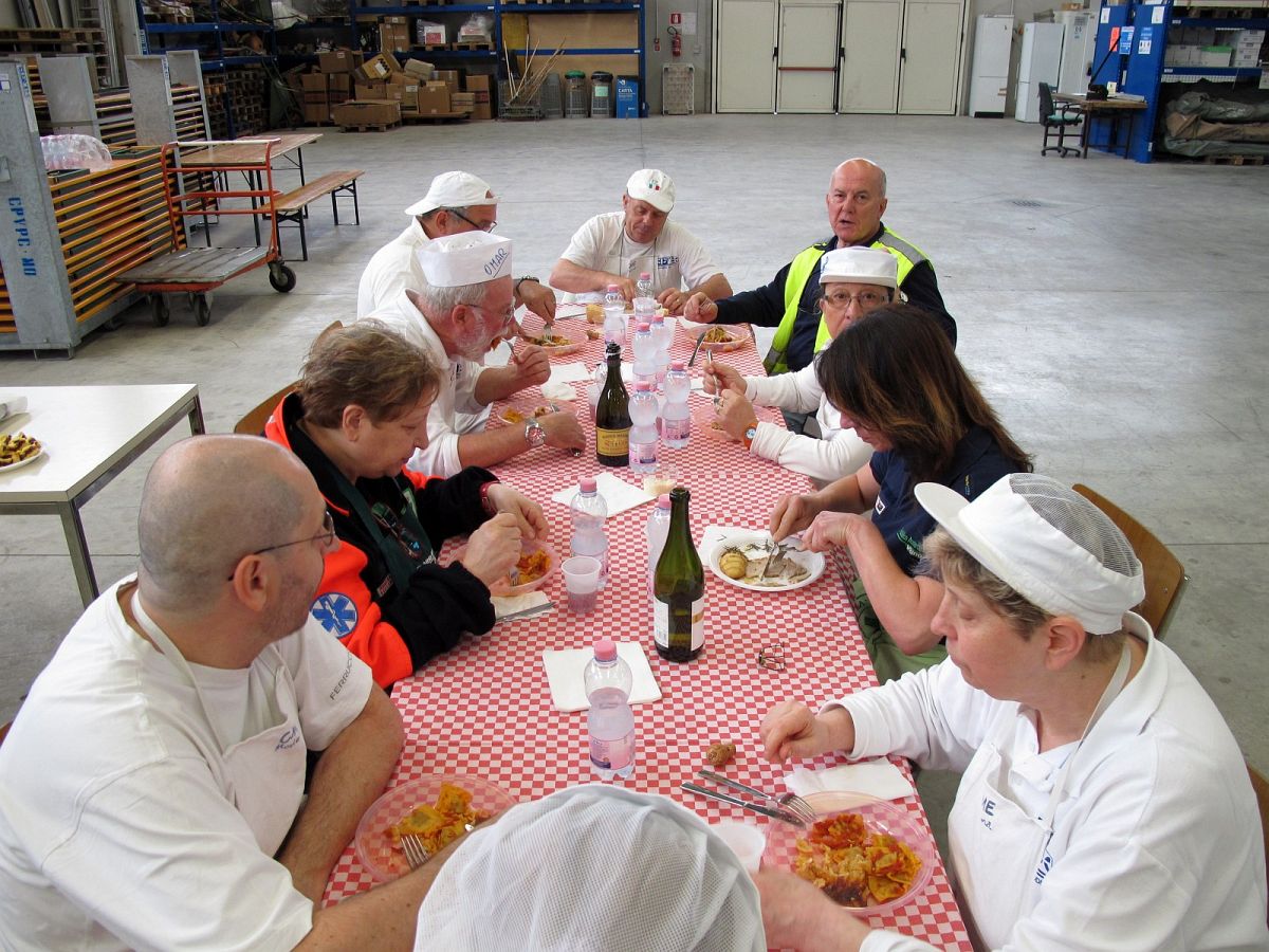 Foto 15 di 24