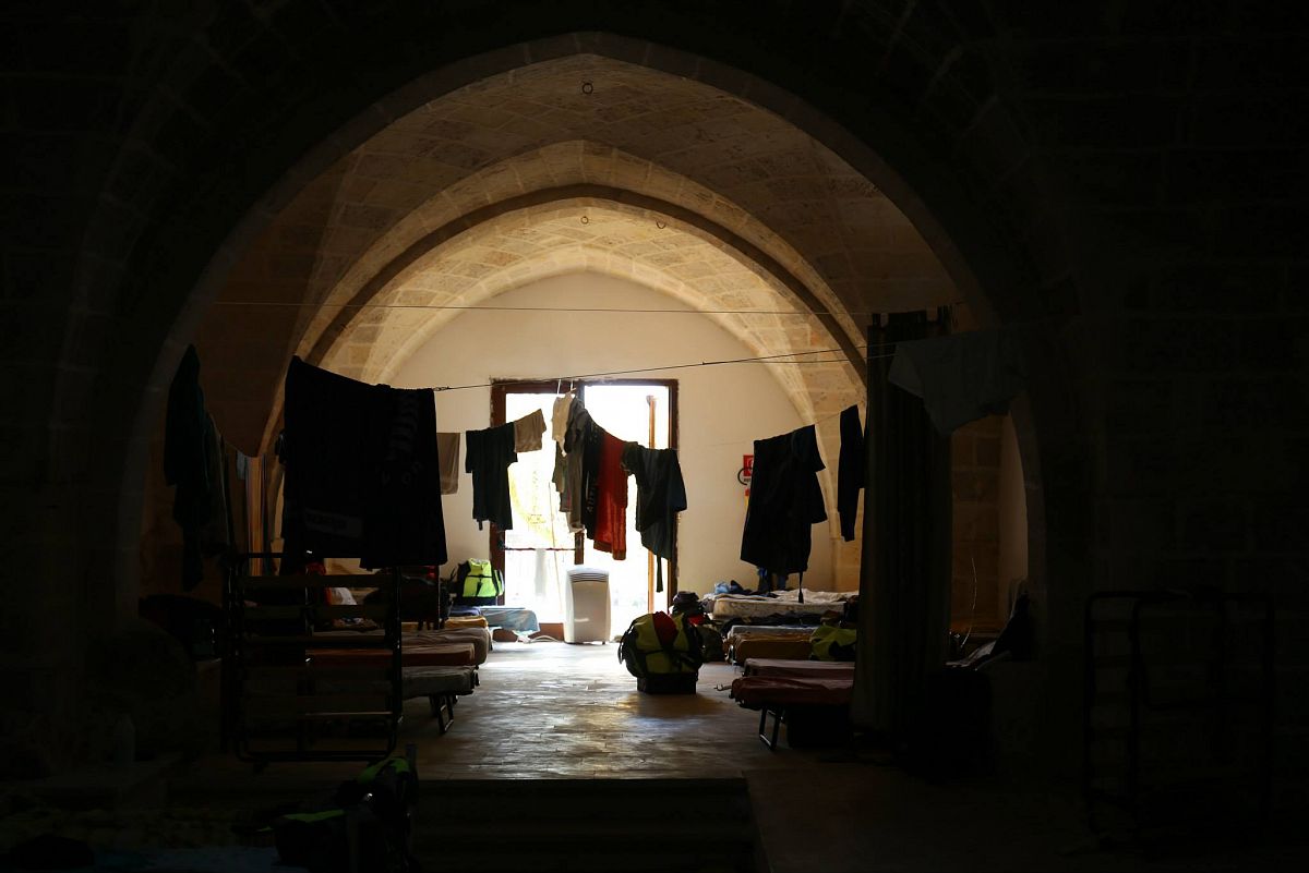 Foto 17 di 72