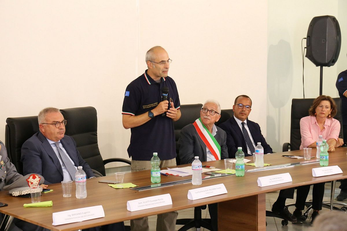 Foto 047 di 108