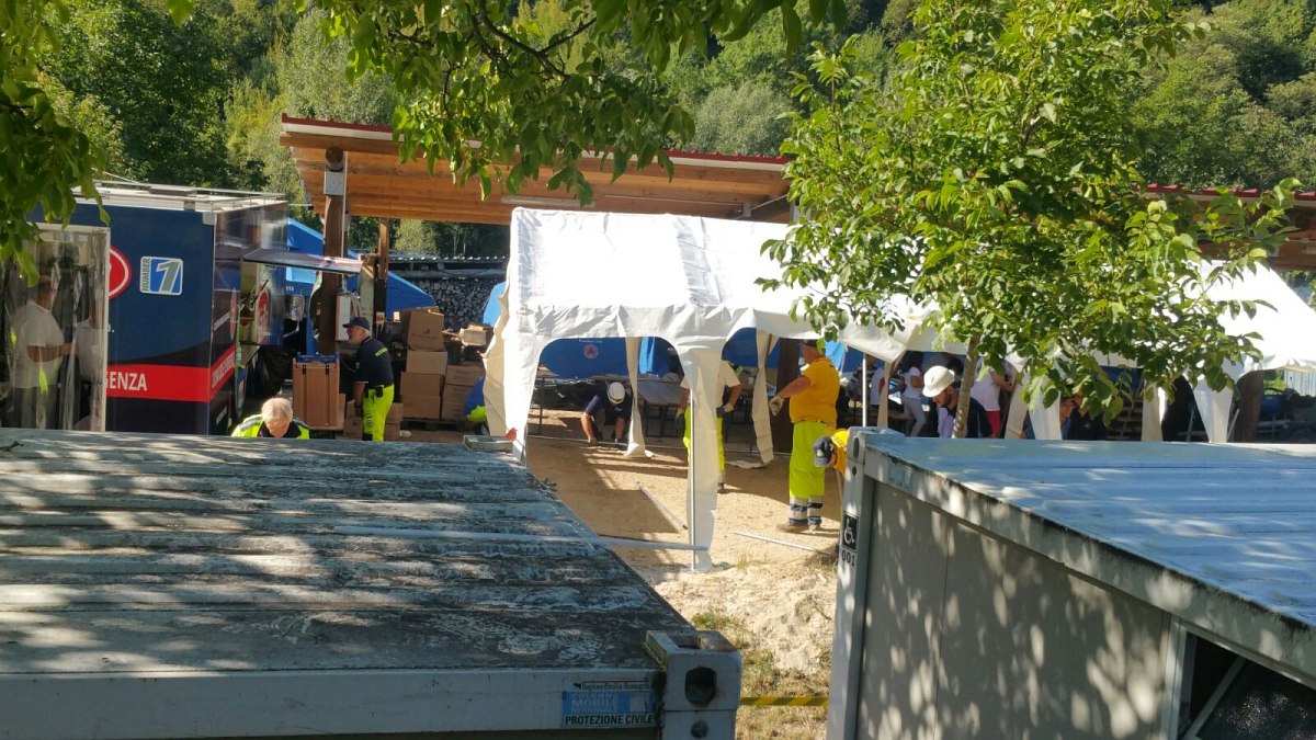 Foto 13 di 58