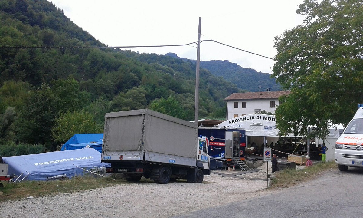 Foto 50 di 58