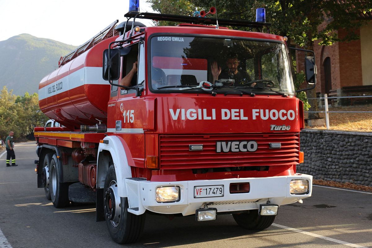 Foto 30 di 32