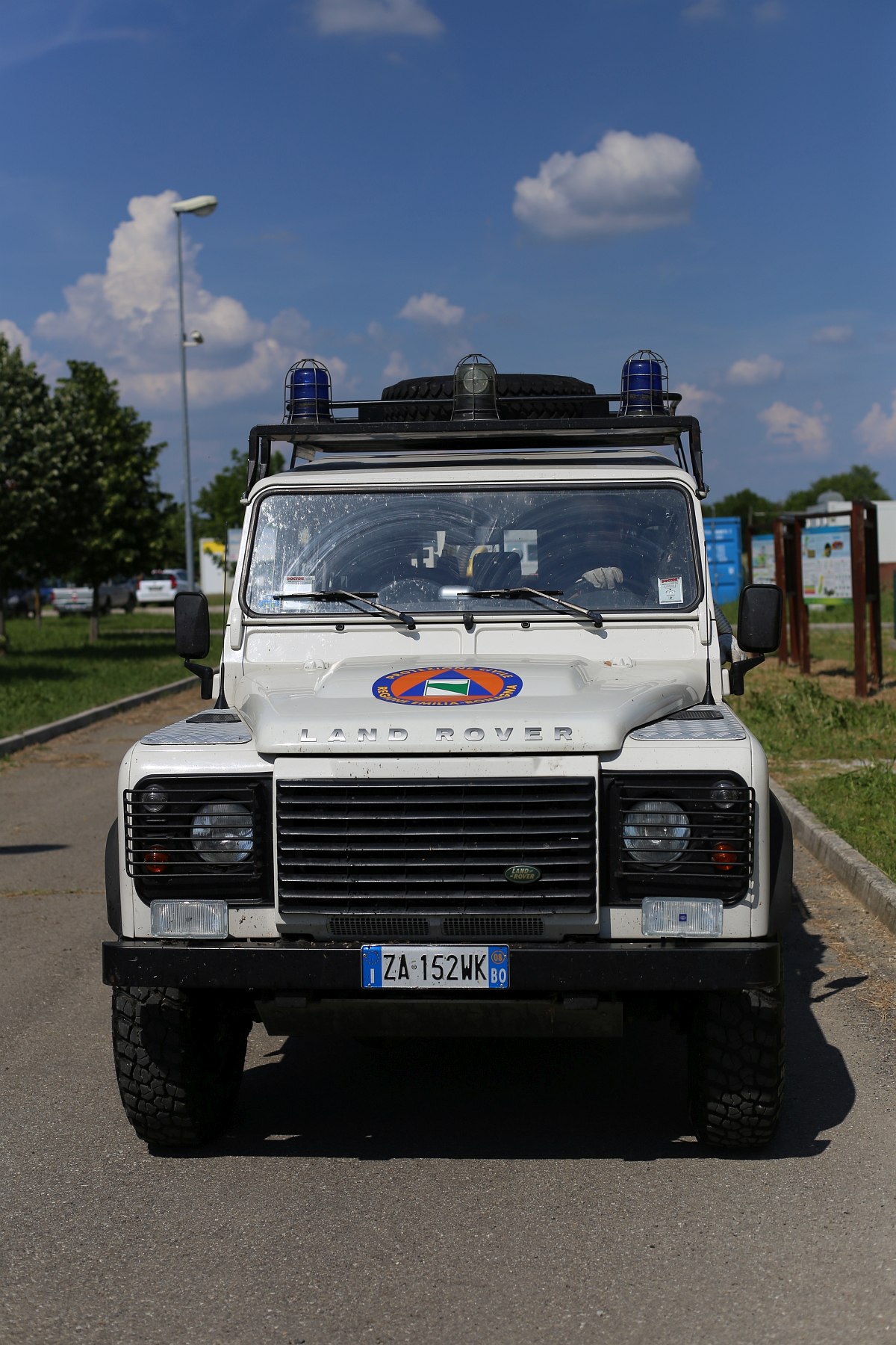 Foto 45 di 76