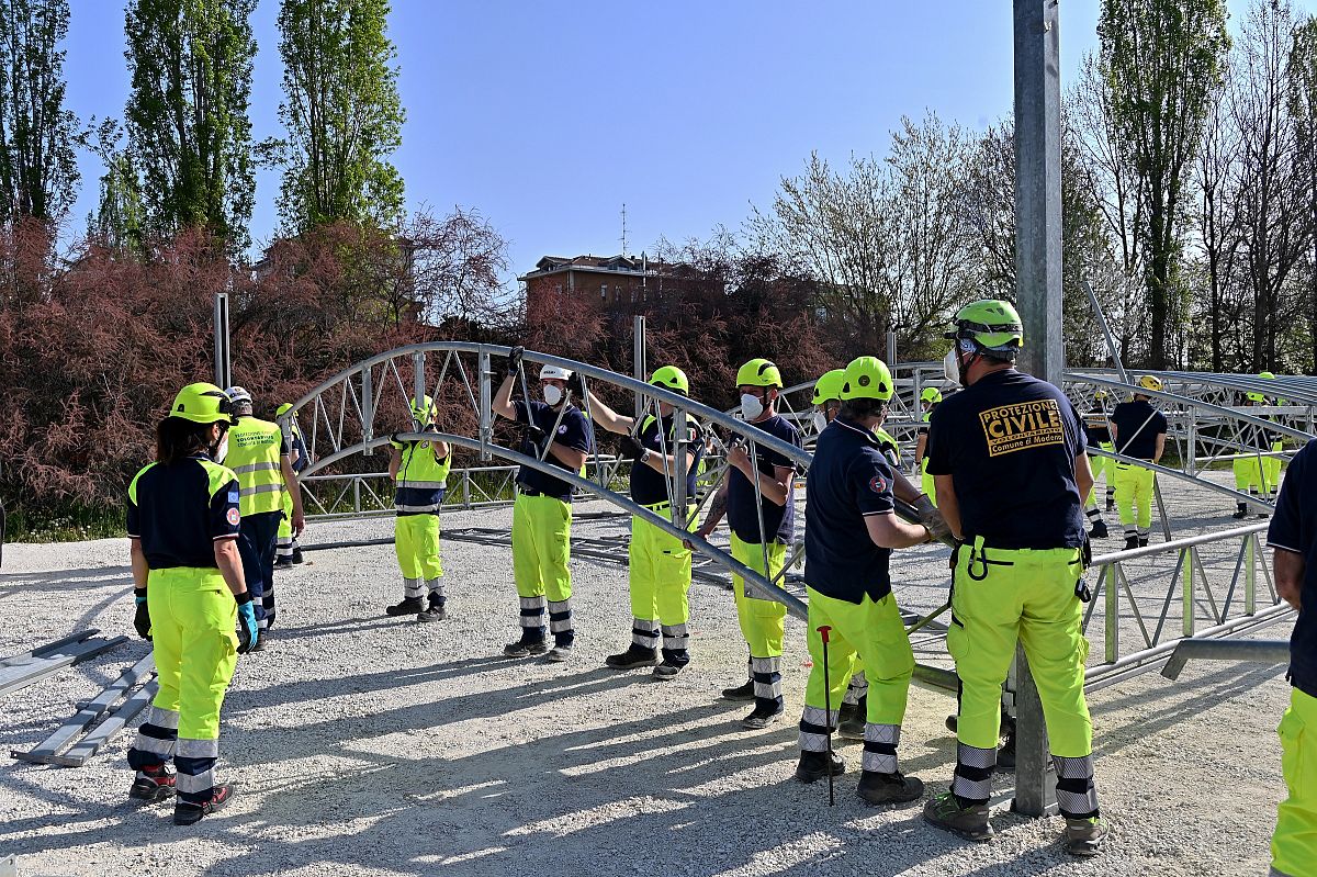 Foto 17 di 67