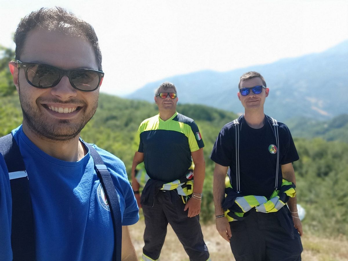 Foto 02 di 68